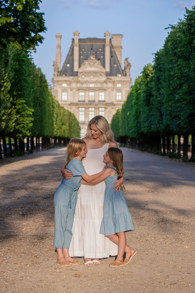 Elegant-outfit-family-photoshoot-with-Daniel-5