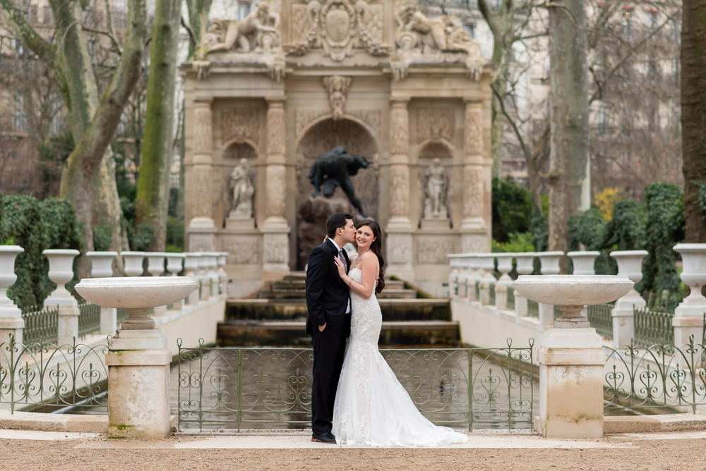 Elopement in Paris by photographer Vio 16