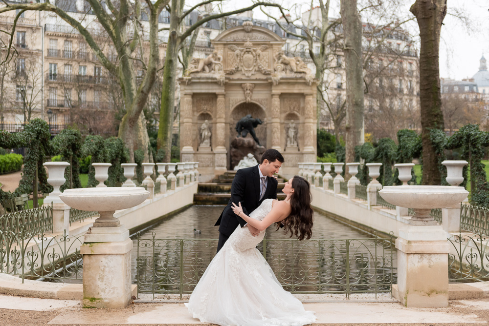 Elopement in Paris by photographer Vio 17