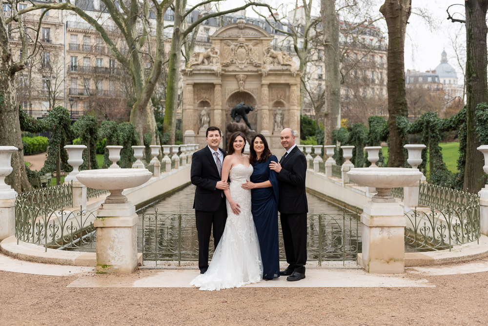 Elopement in Paris by photographer Vio 21