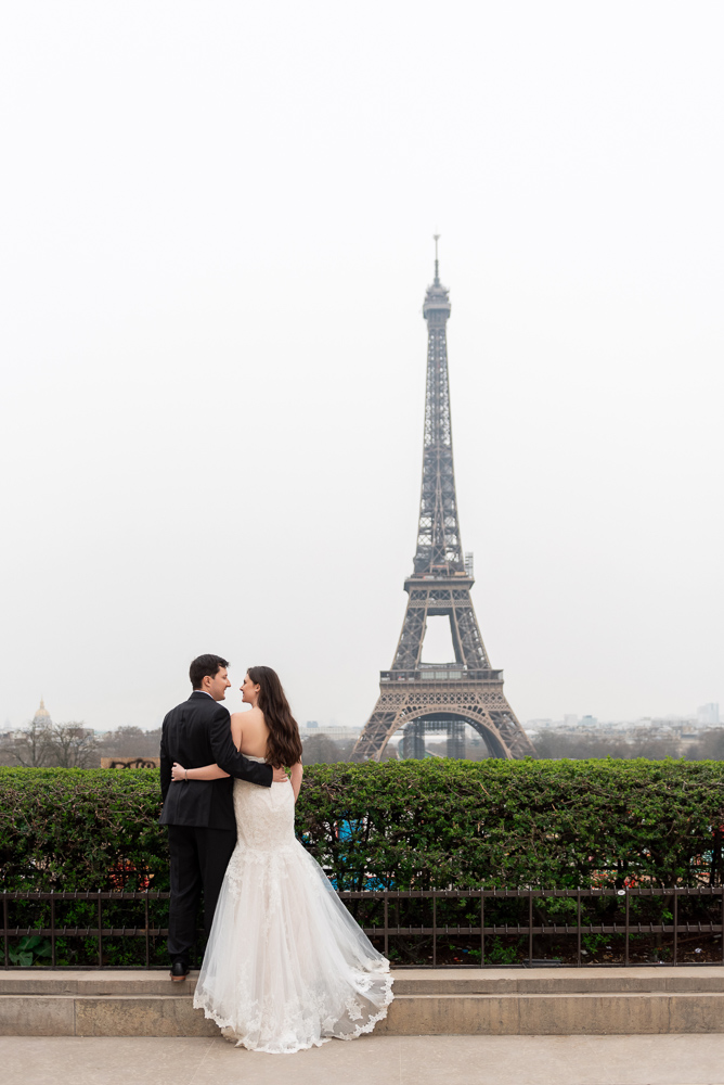 Elopement in Paris by photographer Vio 46