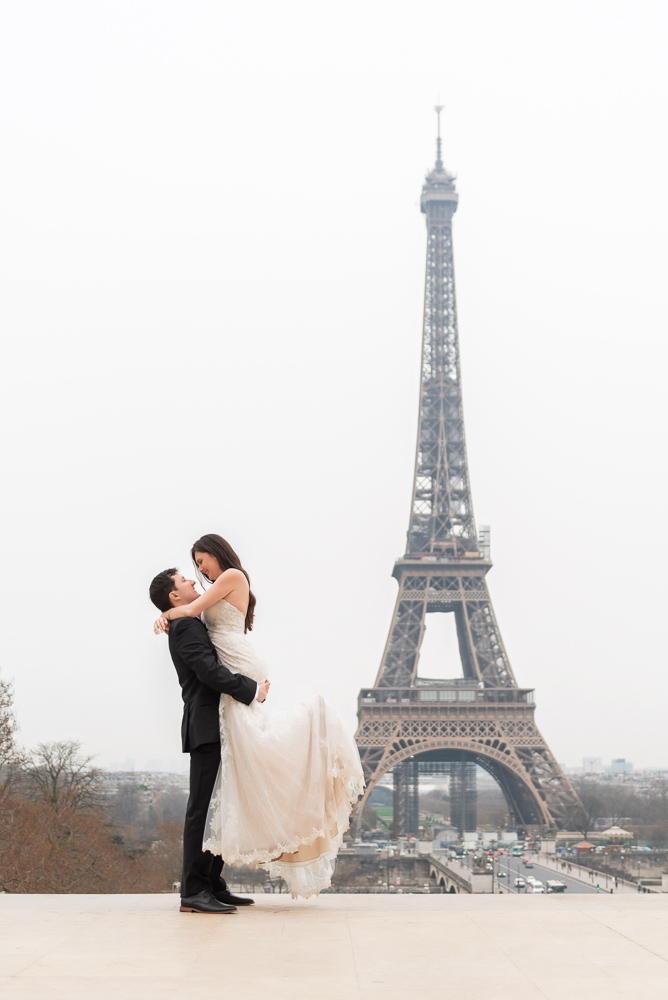 Elopement in Paris by photographer Vio 55