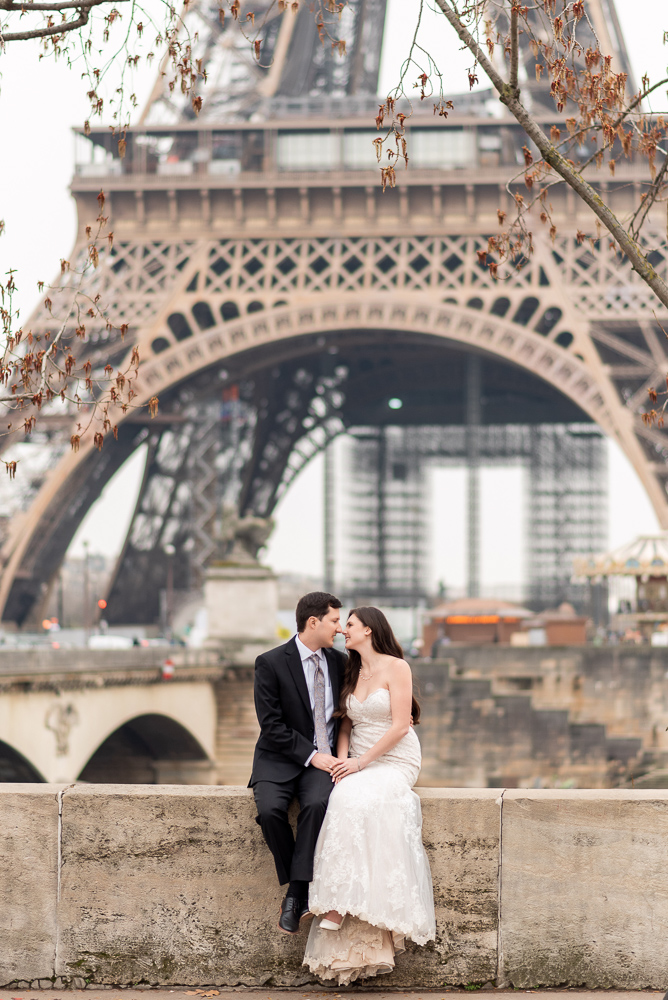 Elopement in Paris by photographer Vio 70
