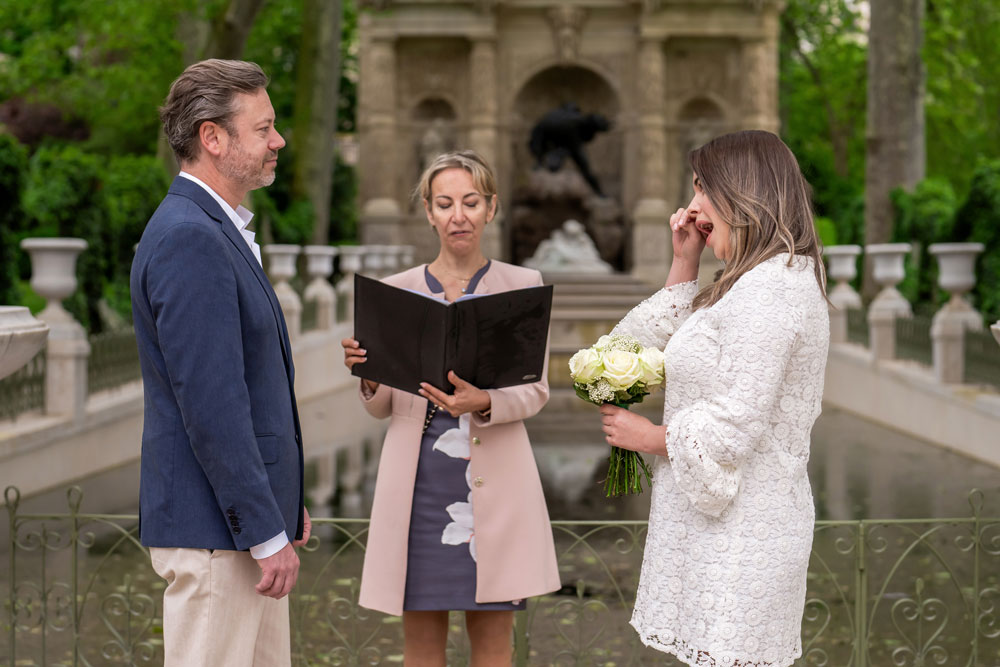 Paris Elopement in the Luxembourg Gardens