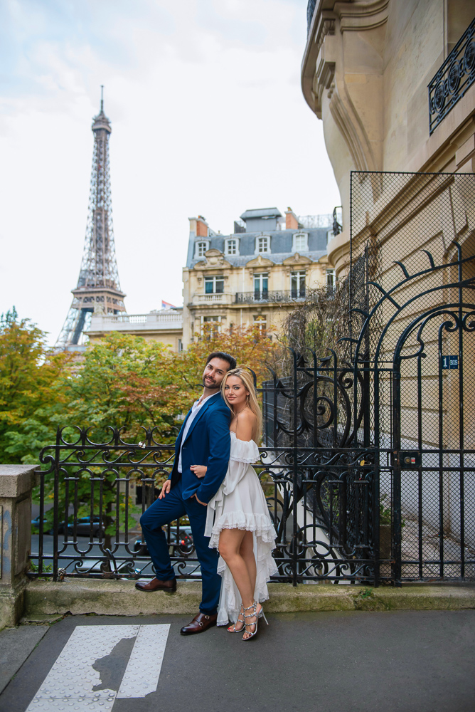 Paris honeymoon photographer Vio 41