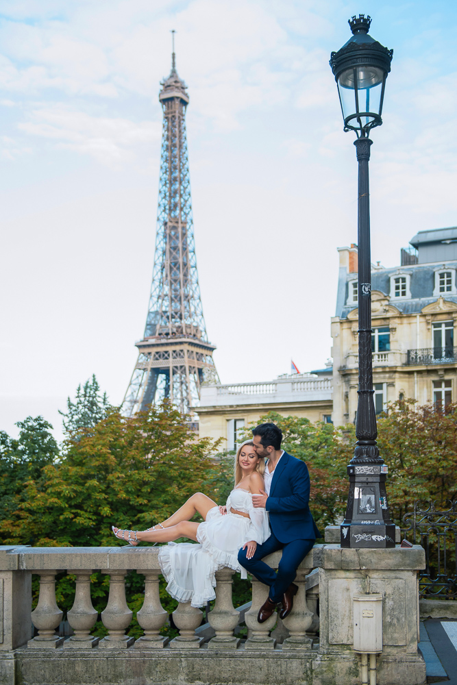 Paris honeymoon photographer Vio 47
