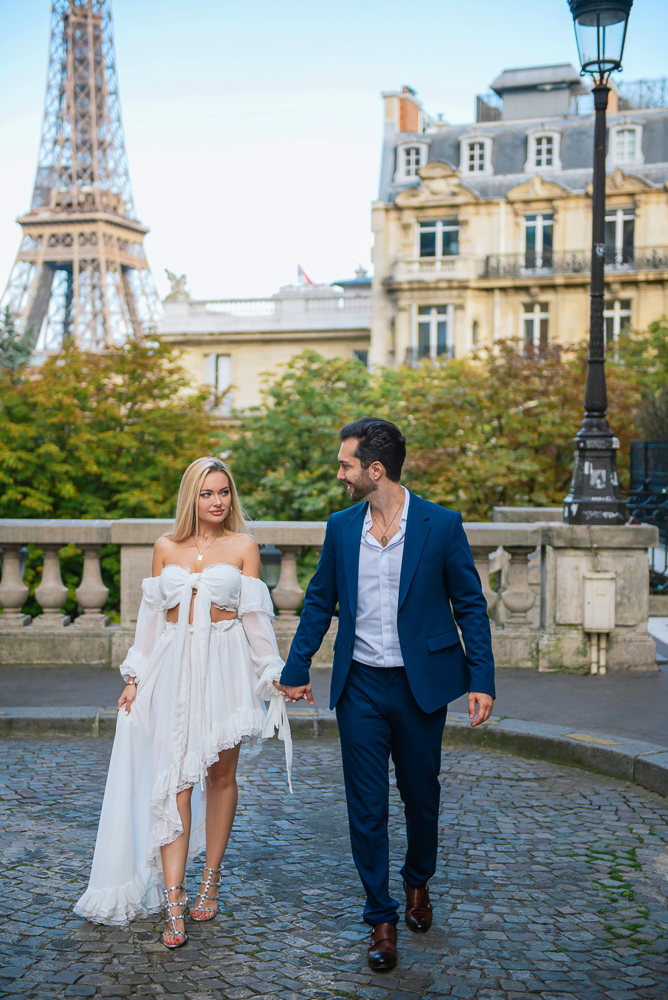 Paris honeymoon photographer Vio 51