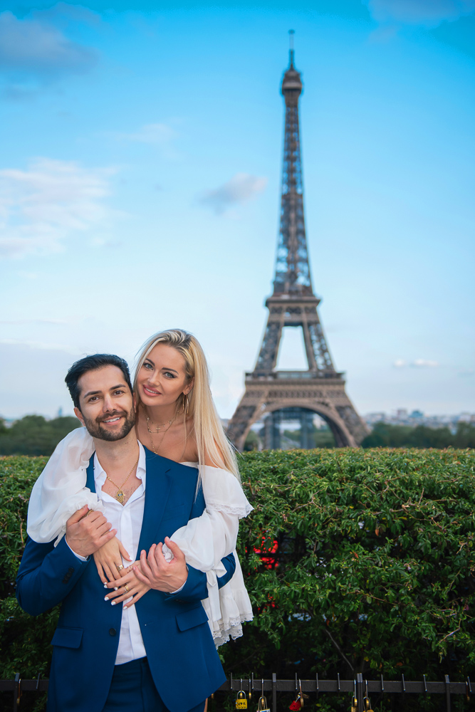 Paris honeymoon photographer Vio 54