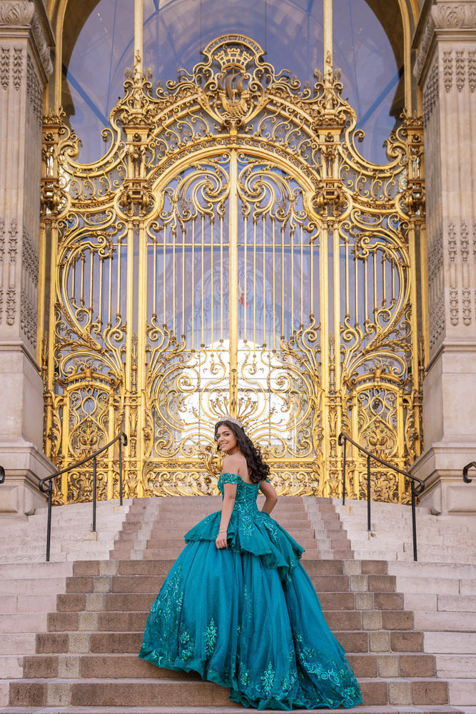 Quinceanera-photoshoot-with-Paris-Photographer-Daniel-8