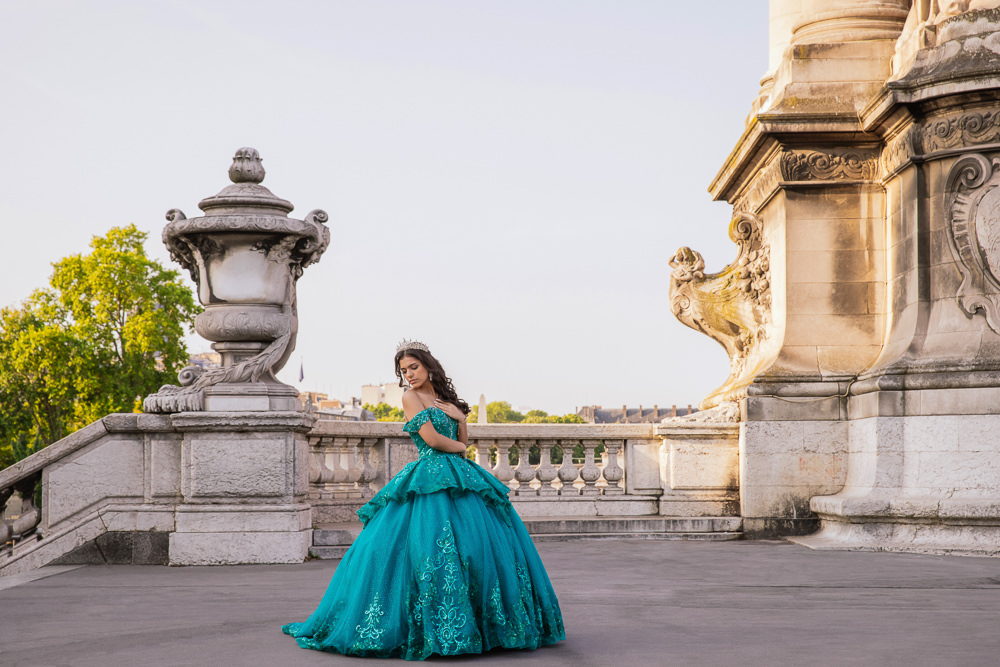 Quinceanera-photoshoot-with-Paris-Photographer-Daniel-9